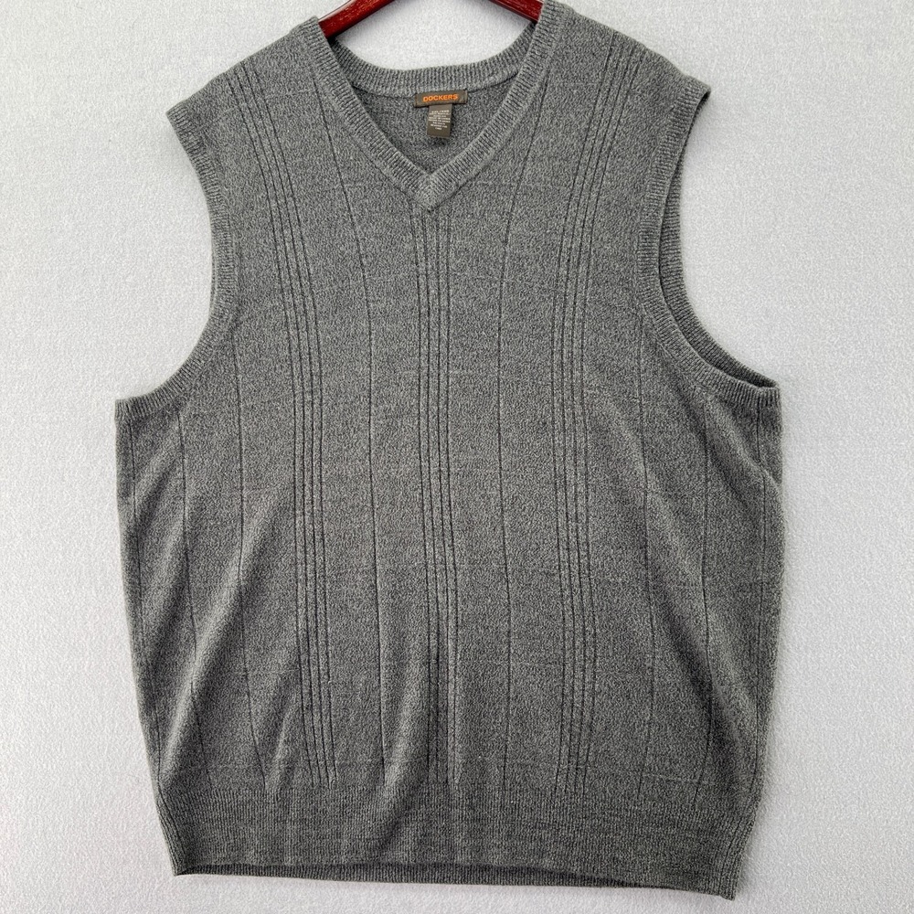 Dockers Mens Gray V-neck Sleeveless Pullover Sweater Vest XXL 2XLT Big & Tall